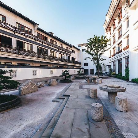 Atour Hotel Haining Leather City South Gate Eksteriør bilde