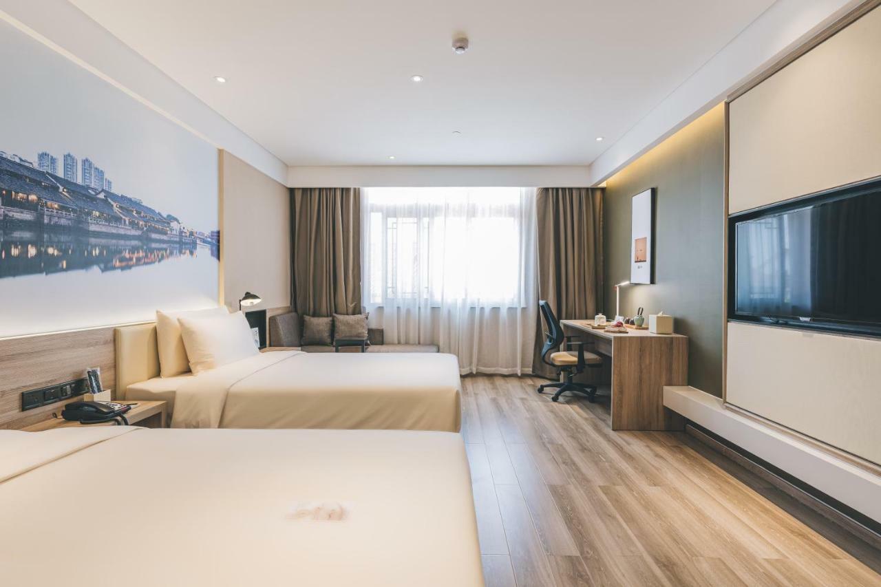 Atour Hotel Haining Leather City South Gate Eksteriør bilde