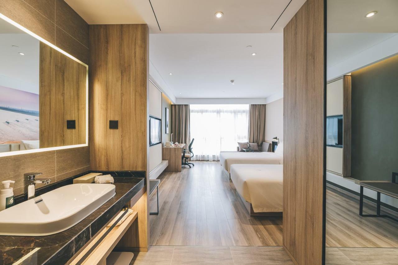 Atour Hotel Haining Leather City South Gate Eksteriør bilde