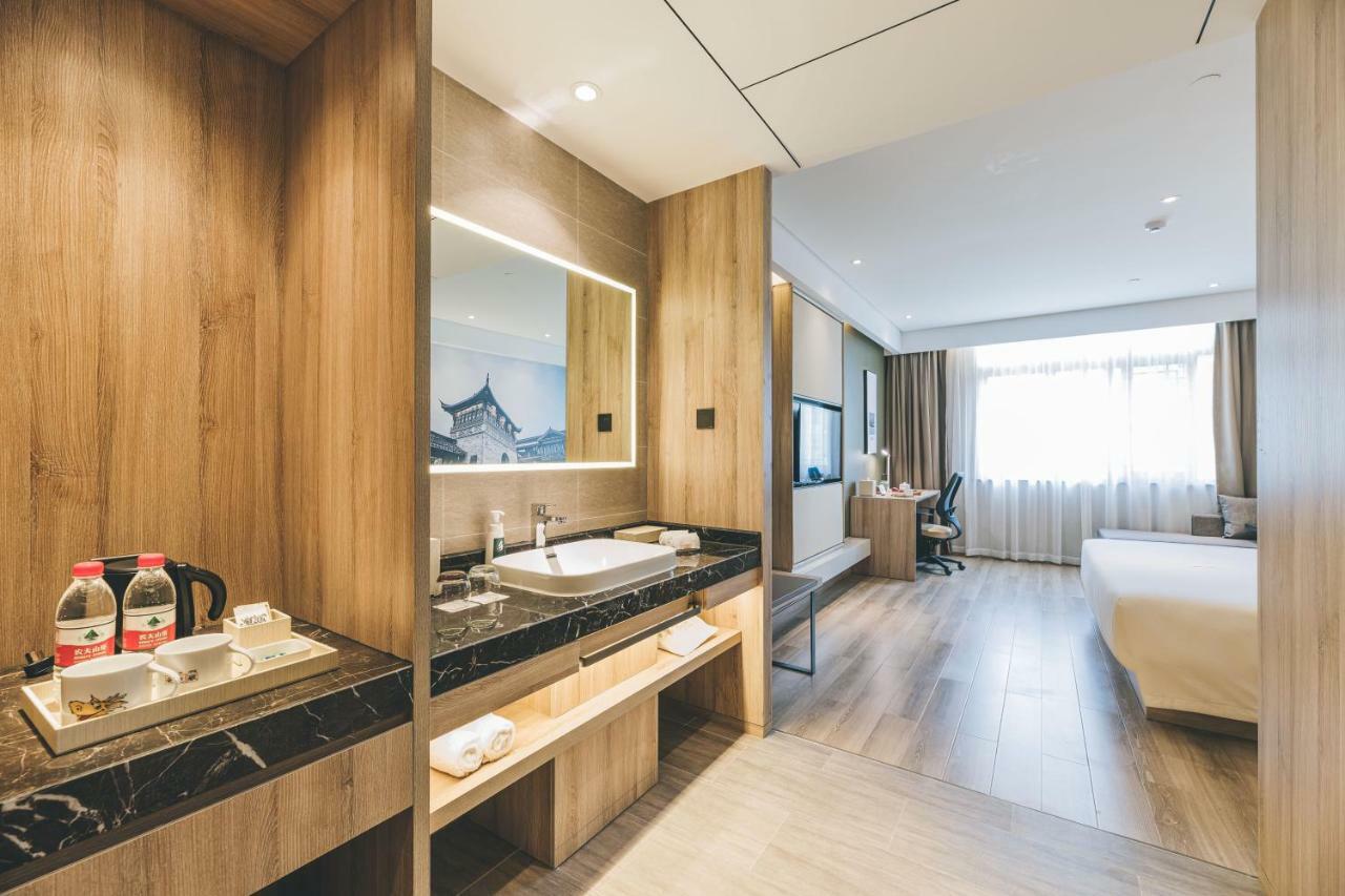Atour Hotel Haining Leather City South Gate Eksteriør bilde