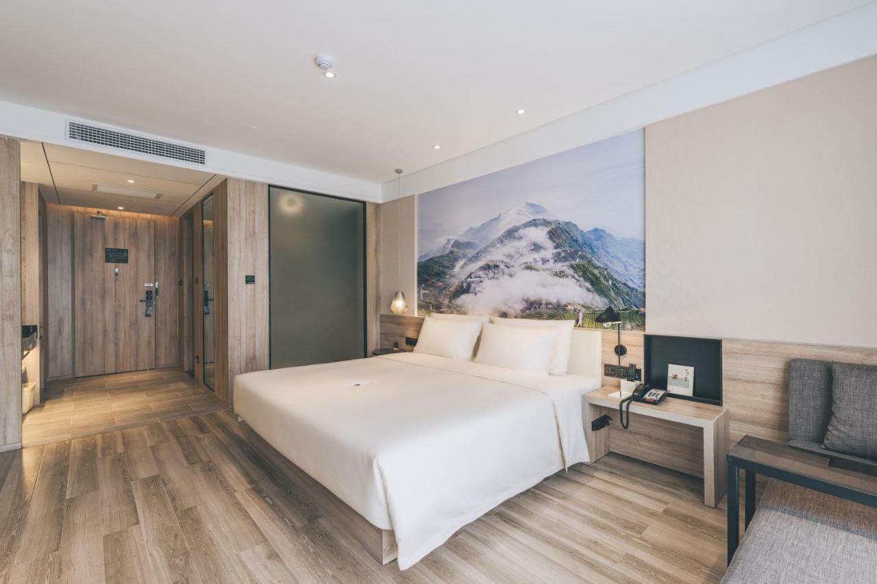 Atour Hotel Haining Leather City South Gate Eksteriør bilde